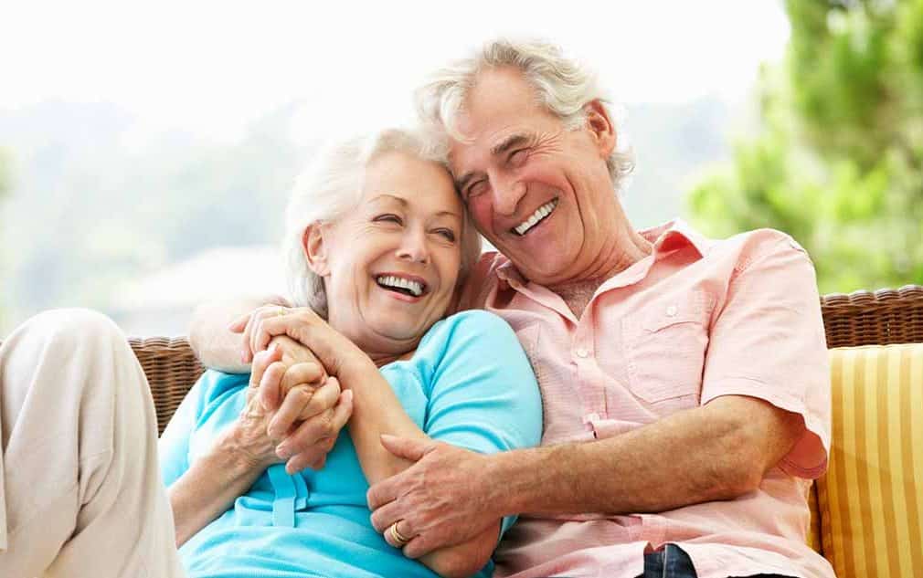 Sophisticated 50+ Singles in Your Area!